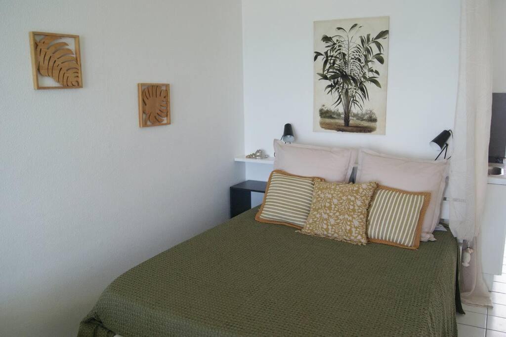 Superbe studio Dolce Vita vue mer plage piscine Marigot  Buitenkant foto
