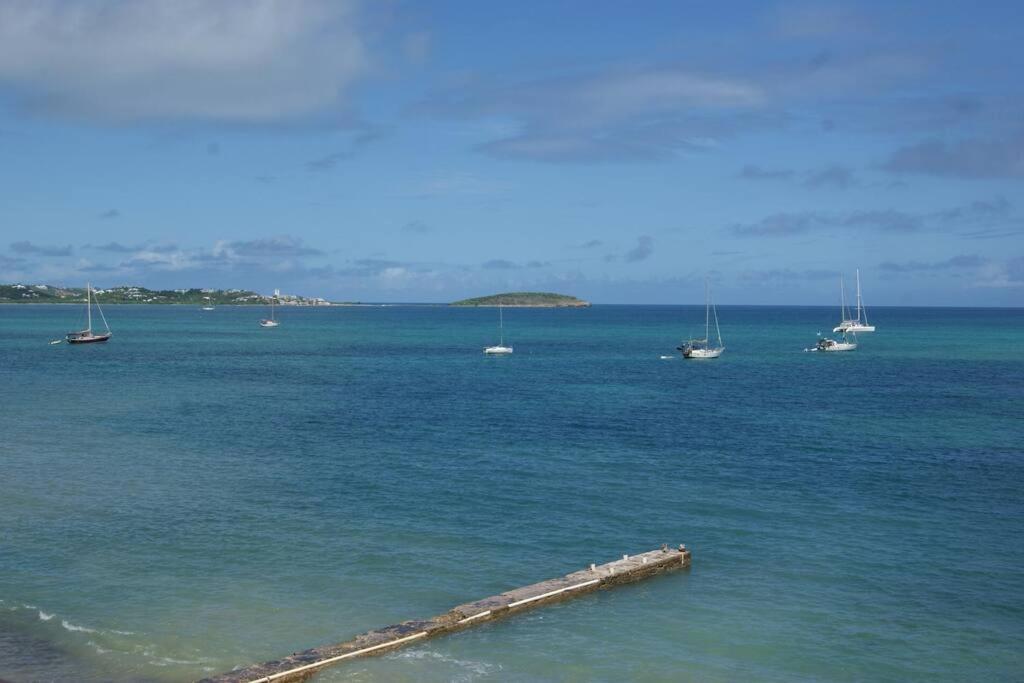Superbe studio Dolce Vita vue mer plage piscine Marigot  Buitenkant foto