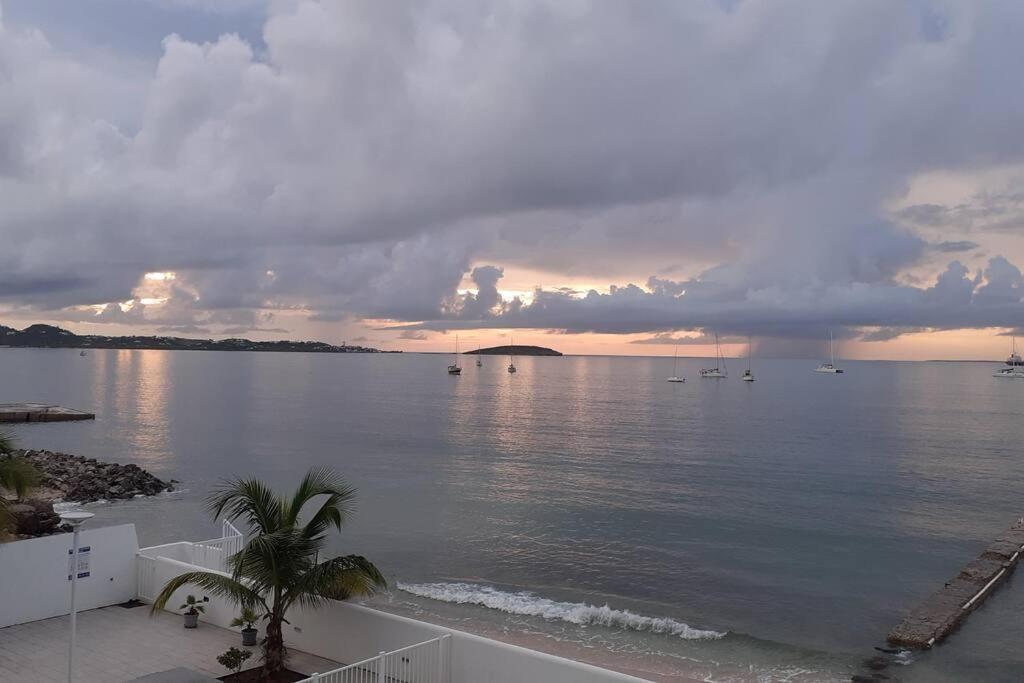 Superbe studio Dolce Vita vue mer plage piscine Marigot  Buitenkant foto
